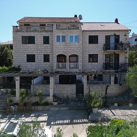 Apartments Ivana Sutivan Exterior foto